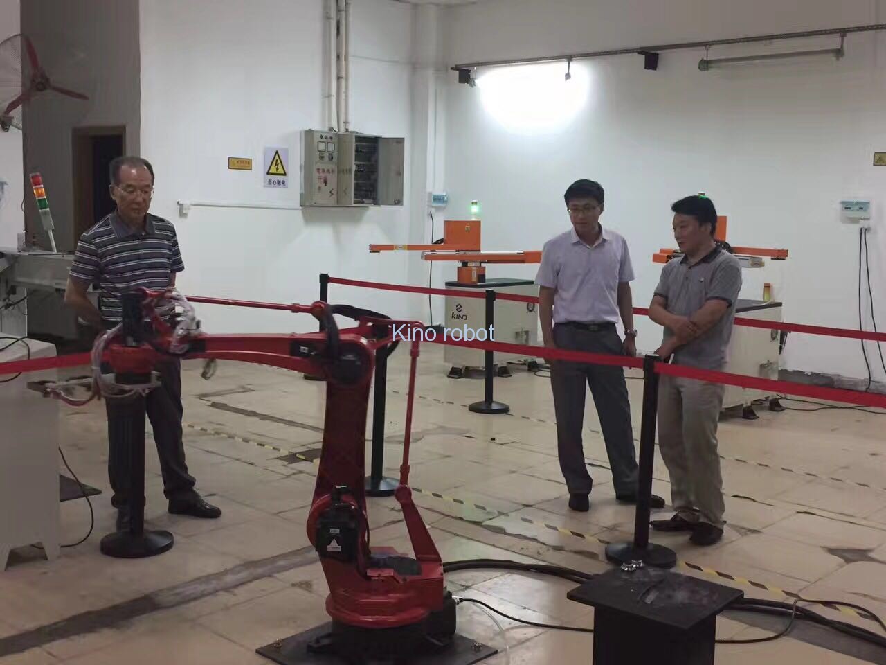 琪諾自動化 沖壓機(jī)械手