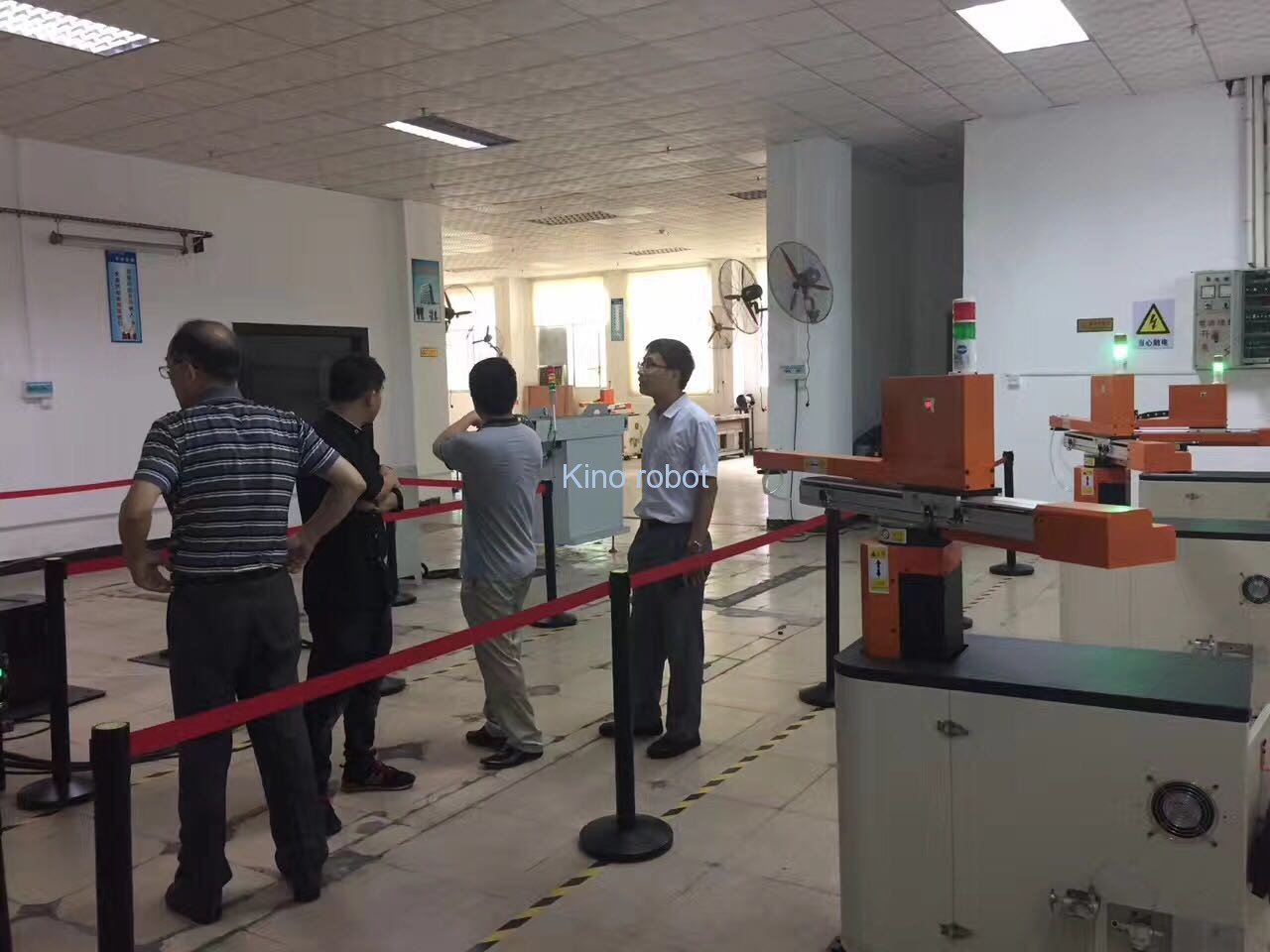 琪諾自動化 沖壓機(jī)械手