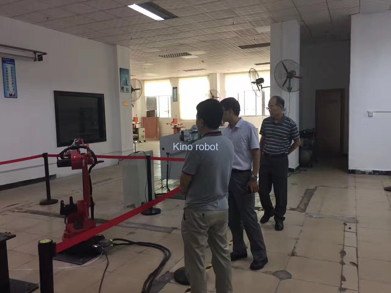 琪諾自動化 沖壓機(jī)械手