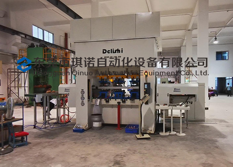 沖壓機(jī)械手